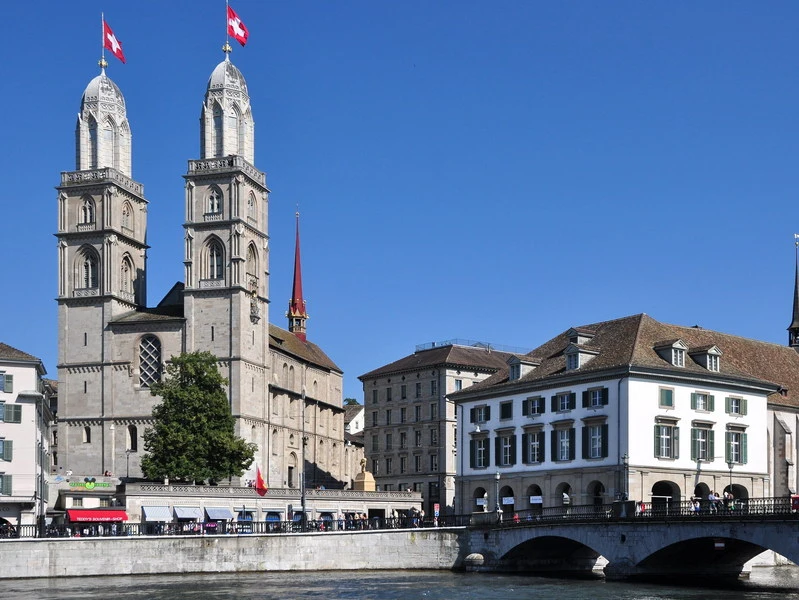 Церкви Гроссмюнстер и Фраумюнстер